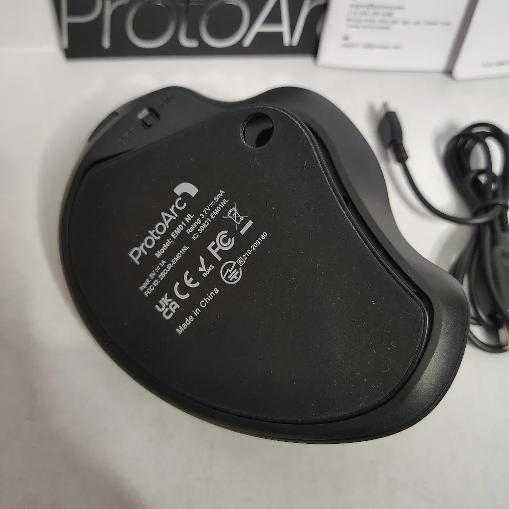 ProtoArc EM01 NL Ergonomic Bluetooth Wireless Trackball Mouse Rollerball Thumb